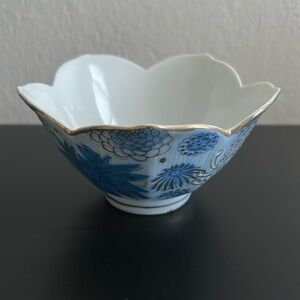 Kutani Imperial Ware Small Hand Painted Chrysanthemum Bowl